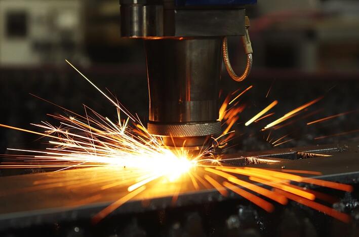 激光切割機(jī)可以加工生銹的材料嗎？有什么注意事項(xiàng)？